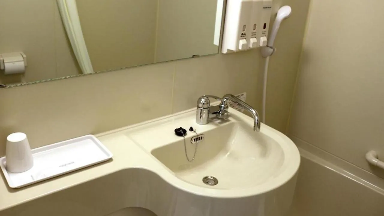 Toyoko Inn Tokyo Asakusa Senzoku Tsukuba Express 3*,  Japan